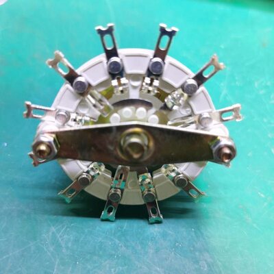 线圈充电器电压调节旋转开关6V12V24V转换三速电压开关，旋钮螺丝