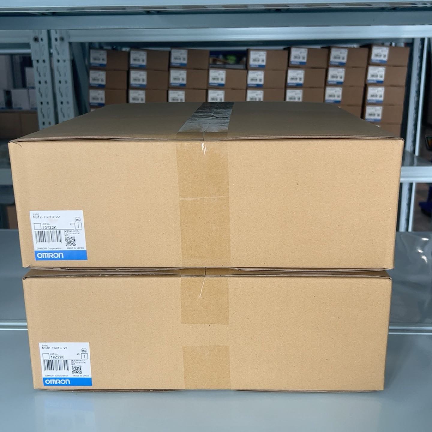 议价全新欧姆龙NS12-TS01B-V2触摸屏,日本制造,原装正
