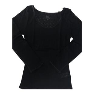 香港鸡仔唛通花镂空设计款式19.5微米澳洲美丽诺纯羊毛内衣可机洗