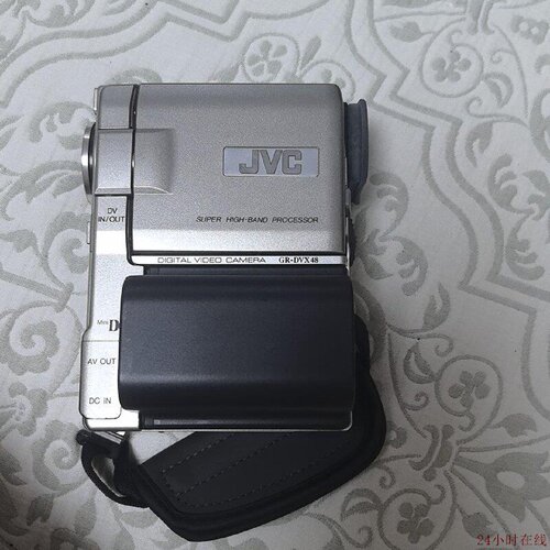 可维修JVCGRDVX48数码摄像机银色机身MiniDV磁带款200倍数码变焦