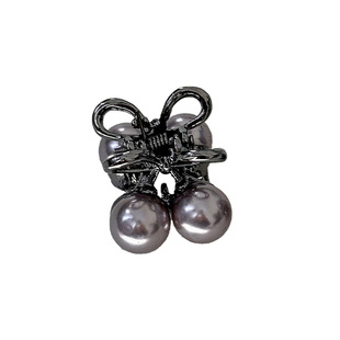 灰色仿珍珠小号抓夹女高级感2025新款公主头侧边发夹子发卡头饰品