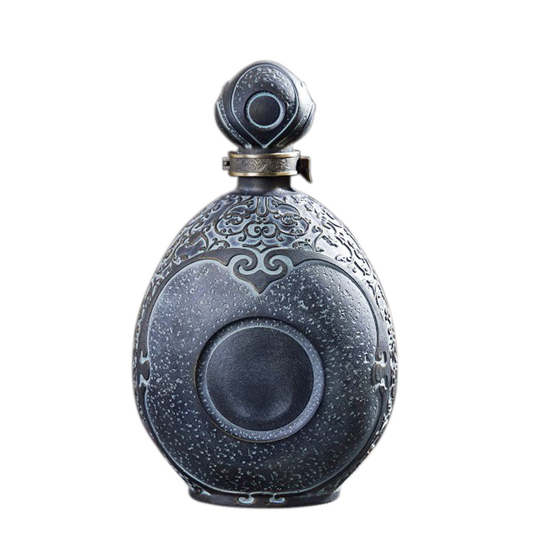 仿青铜器陶瓷酒瓶景德镇手工制作
