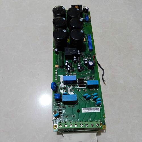 议价ABB变频器ACS400 SNAZ 4231I 3BSC980004R790 BSM35GD120DN2E