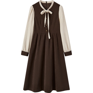 爱居兔复古圆领裙子冬季新款假两件长袖连衣裙