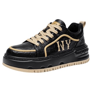 男鞋2026新款今年流行爆款小个子显高青少年简约百搭增高厚底板鞋