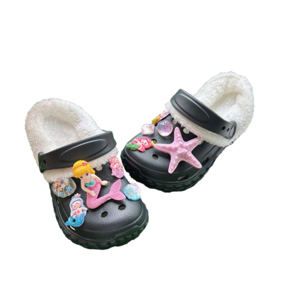 儿童新款黑色时尚百搭加绒洞洞鞋