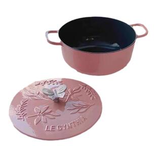 三厦浮雕辛西娅原单铸铁珐琅炖锅砂锅无涂层焖烧锅煮面煲汤锅通用