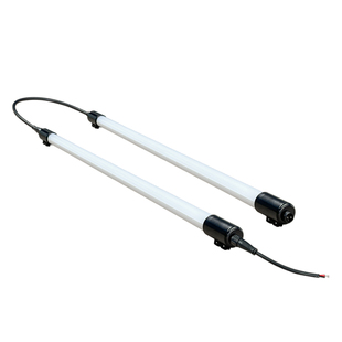 鲁格养猪场专用led灯管T8防水18w猪牛兔舍畜牧养殖场照明三防灯具