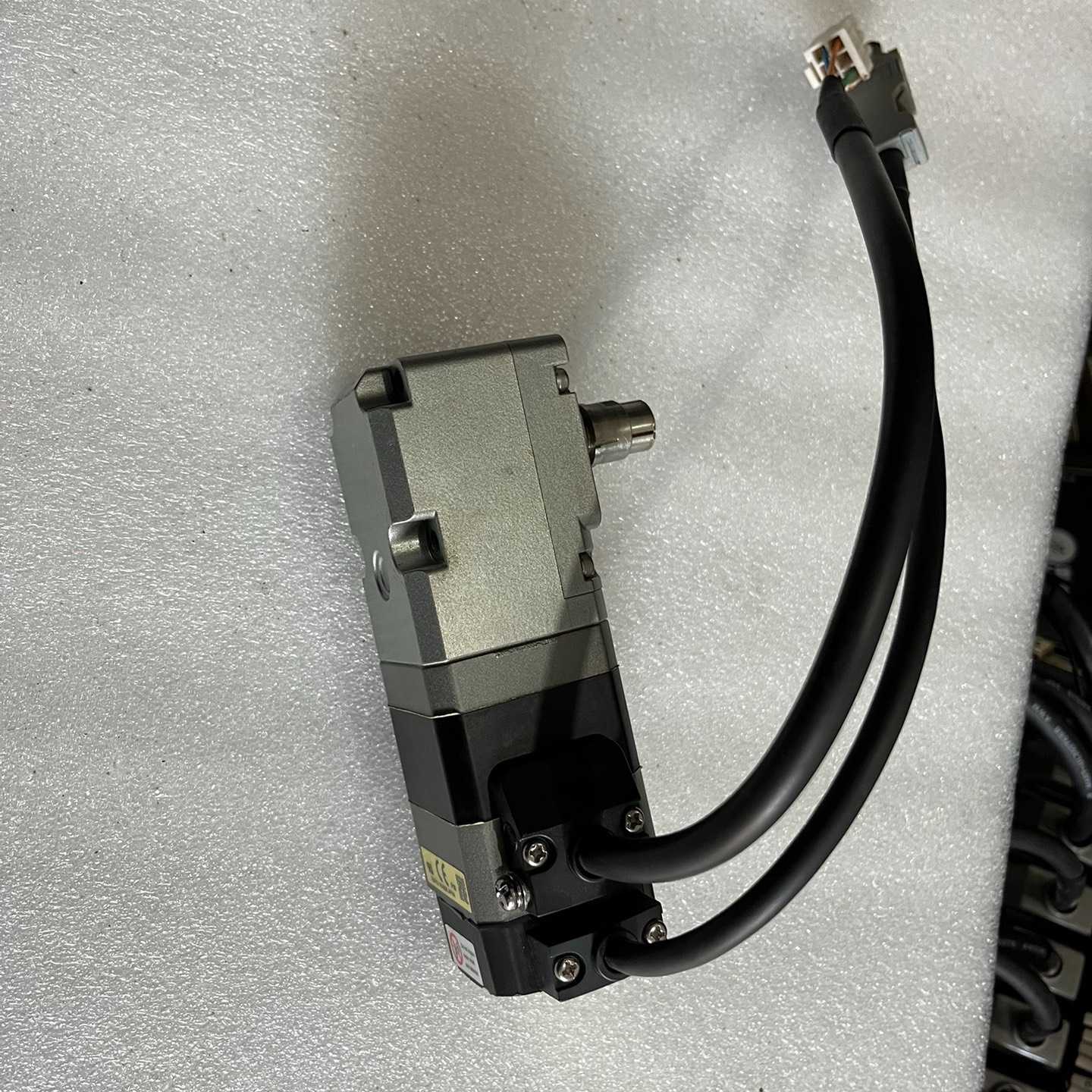 议价日本东方AZM46AC-FC7.2UA步进电机，二手拆机，成