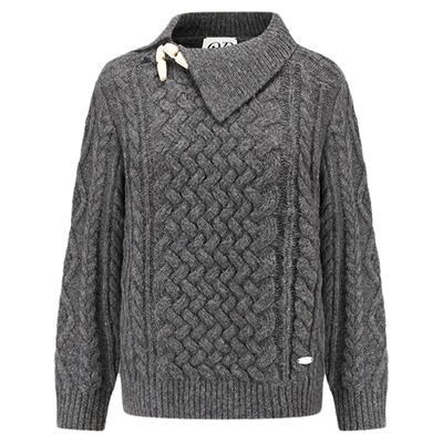绞花斜领针织套头马海毛毛衣