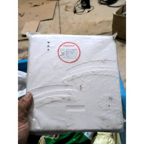 〔议价-可维修〕霍尼韦尔智能家居系统控制主机 HRIS-1000 全新未