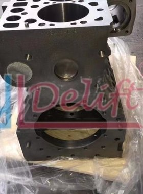 叉车配件 发动机缸体  中缸 V2203—KB  16494-0101-6 Delift