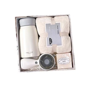 伴手礼企业小礼品商务套装员工生日开业福利广告刻字定制团建礼物