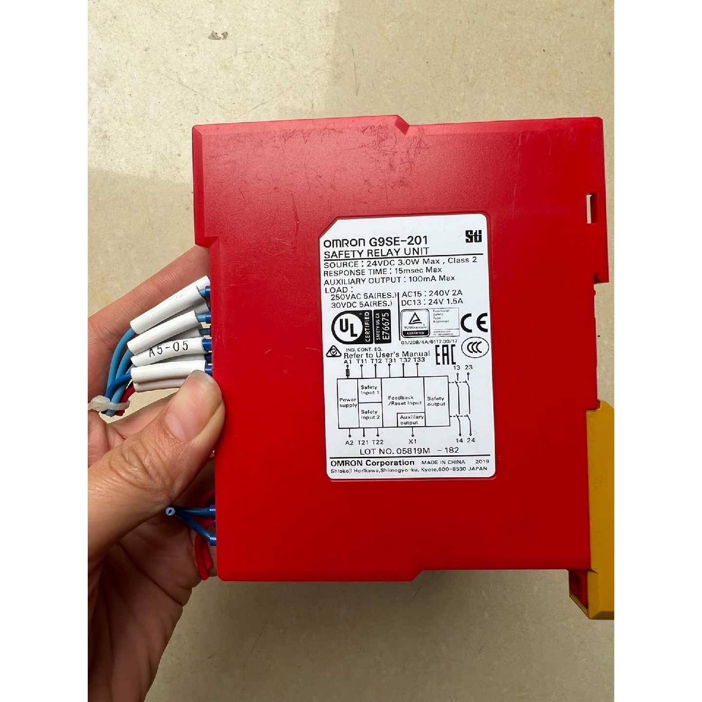 议价欧姆龙安全继电器G9SE-201，原装拆机下来的！实物拍摄，
