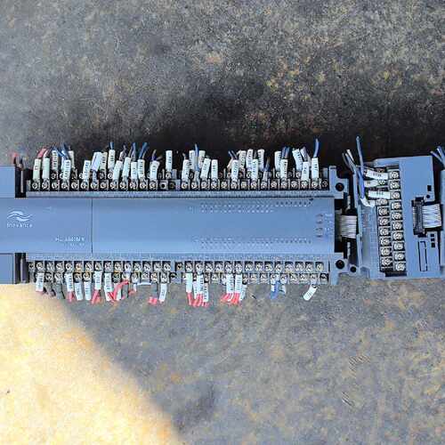 议价汇川H2U-4040MR  H2U-2AD  H2U-DA维修