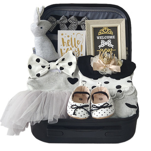 婴儿高端礼盒小公主黑金衣礼服波点套装纯棉满月百天女宝宝送礼物