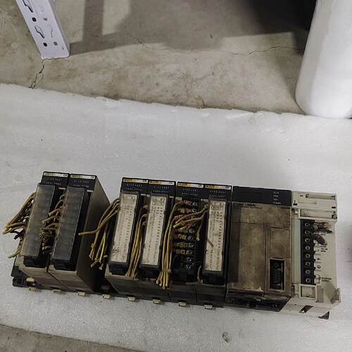 询C200HE，0C225，C200HW-BC 81-V1，一