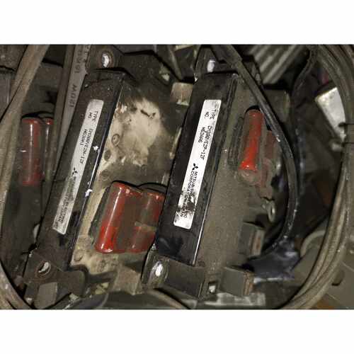 （请询价）安川G7变频器55KW模块CM300YE2P2N12F