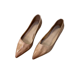 真皮法式气质尖头浅口单鞋女2025新款超软不累脚工作鞋通勤平底鞋