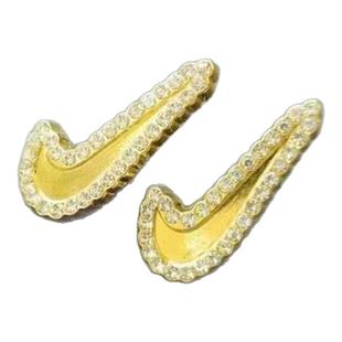 适配NIKE情人节板鞋AJ1粉色红色钩子logo字母鞋带diy鞋扣ins配饰