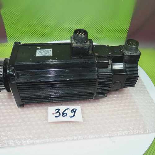 Yaskawa SGMG-13AWA-YR12  Servo Motor  _invoice _ (#369)