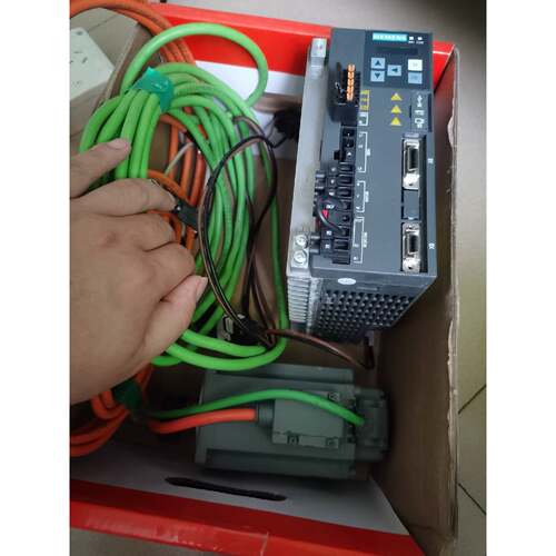 可维修V90伺服驱动器?电机套装，型号6SL3210-—议价