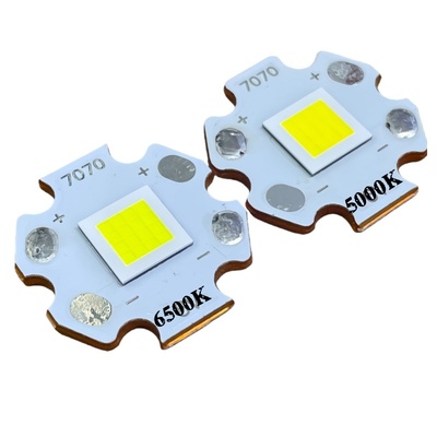 7070大功率16芯片平头48W强光LED