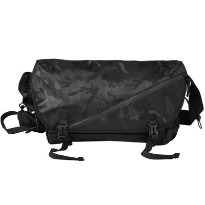 斜挎包男款大容量防水通勤单肩包