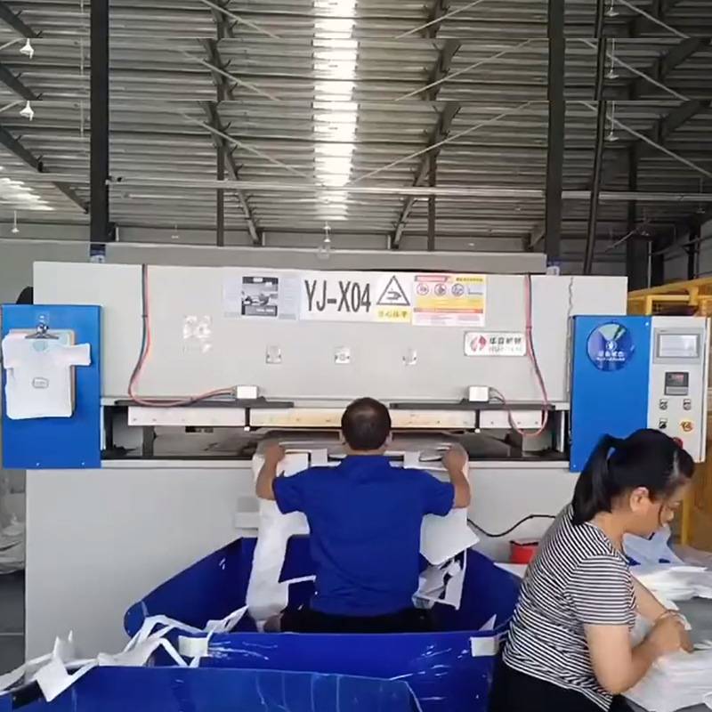 吸音棉隔音棉下料机汽车白棉裁断机手动汽车吸音棉裁断机