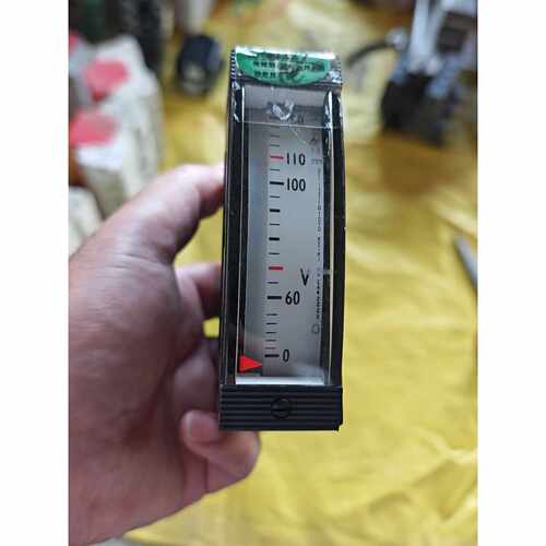 询价下单电压表，型号EL DC110V，机械式表头，量程0-110V