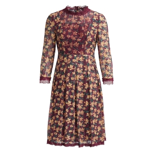 马天奴2026春夏新款酒红蕾丝花边领印花连衣裙子收腰长袖法式气质