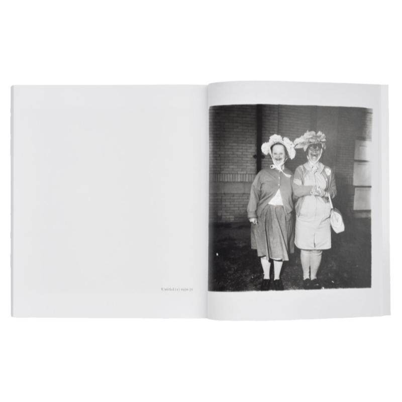 现货【精装英文版】黛安阿勃丝摄影集 Diane Arbus：An Aperture Monograph 黛安阿勃丝: Aperture专访 摄影戴安阿勃丝