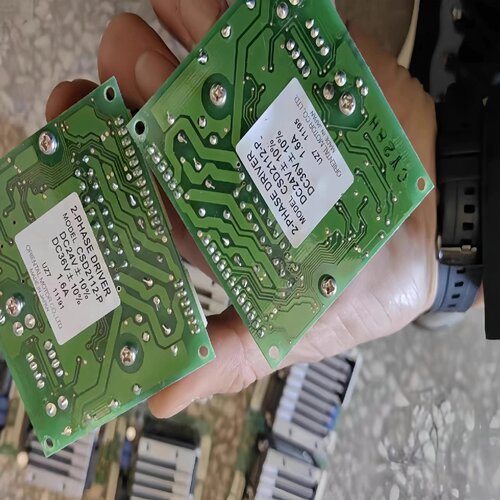 议价CSD2130P东方VEXTA五相步进电机驱动器原装正品维修
