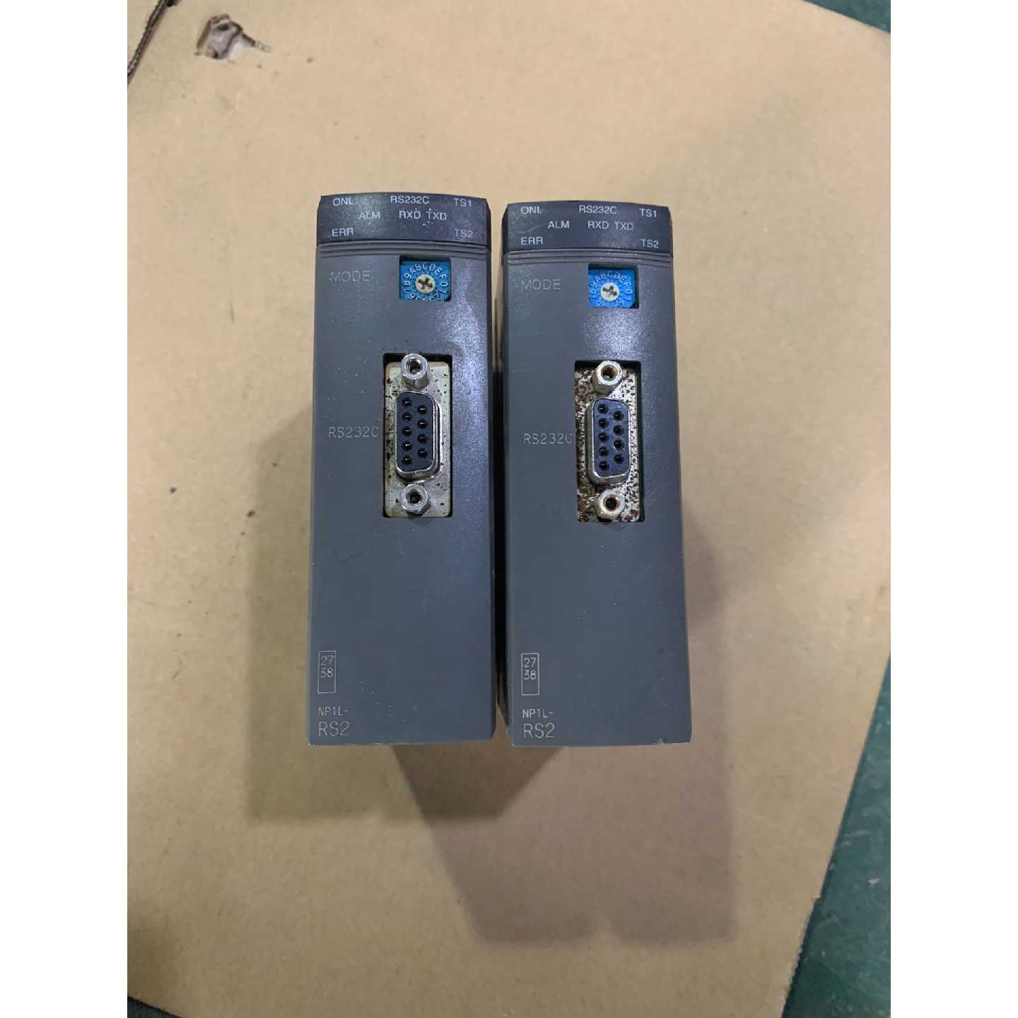 议价二手拆机富士plc模块 NP1L-RS2 实物图 现