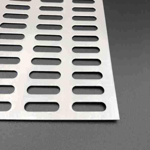 PP洞洞板白色塑料打孔板聚丙烯圆孔洗煤筛过滤筛网pp冲孔板均风板