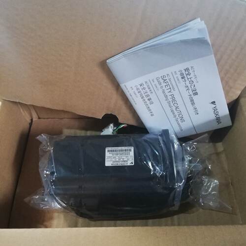议价SGMJV-02ADC6E安川伺服电机全新原装质保一年，现货包邮欢迎