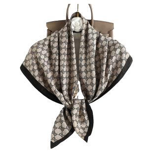 咖色小丝巾女大方巾纱巾春秋冬季中年妈妈正方形薄围巾护颈90x90