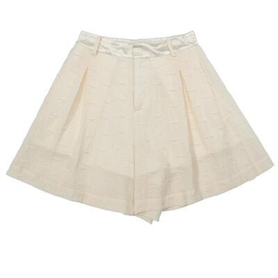 谜底短裤女2025夏季新品百搭日常艺术褶皱宽松A型阔腿裤252MK0651