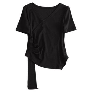 秋水の2025夏新款时尚百搭休闲宽松显瘦V领不规则修身短袖上衣女