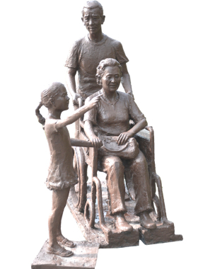 城市教育孝文化亲情主题小品玻璃钢祖孙三代人物雕塑户外艺术摆件