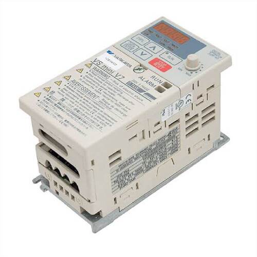 议价全新安川变频器CIMR-V7AT20P2 20P4 20P7 21P5 22P2 23P7拍前