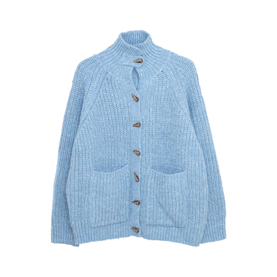 荒荒家牛角扣毛衣外套