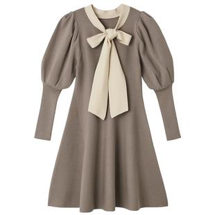 LILY BROWN2025秋冬新品蝴蝶结系带泡泡袖针织连衣裙LWNO254134