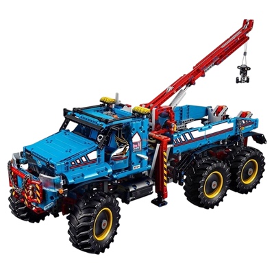 遥控全地形卡车拼装积木玩具模型