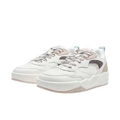 特步运动鞋女鞋板鞋2026春季新款正品百搭复古潮流休闲德训鞋女款