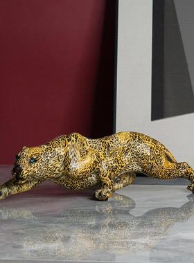 新品 创意树脂工艺品豹摆件家居办公室酒柜装饰品长颈鹿摆设家居