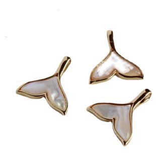 14K包金镀金保色镶天然白碟贝美人鱼鲸鱼尾海豚尾吊坠diy项链坠子