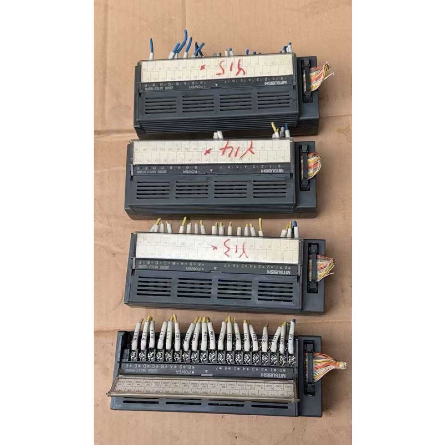 【请询价】三菱继电器端子模块A6TE216SRN