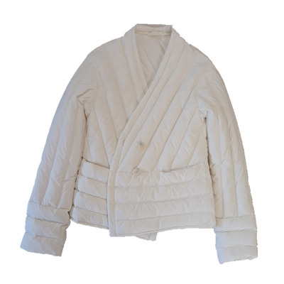 90白鸭绒轻薄短款羽绒服女V领