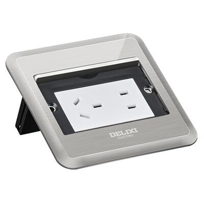 德力西隐藏式不锈钢掀盖式地插